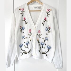Tabi International Vintage White Floral Knit Cotton Button Up Cardigan